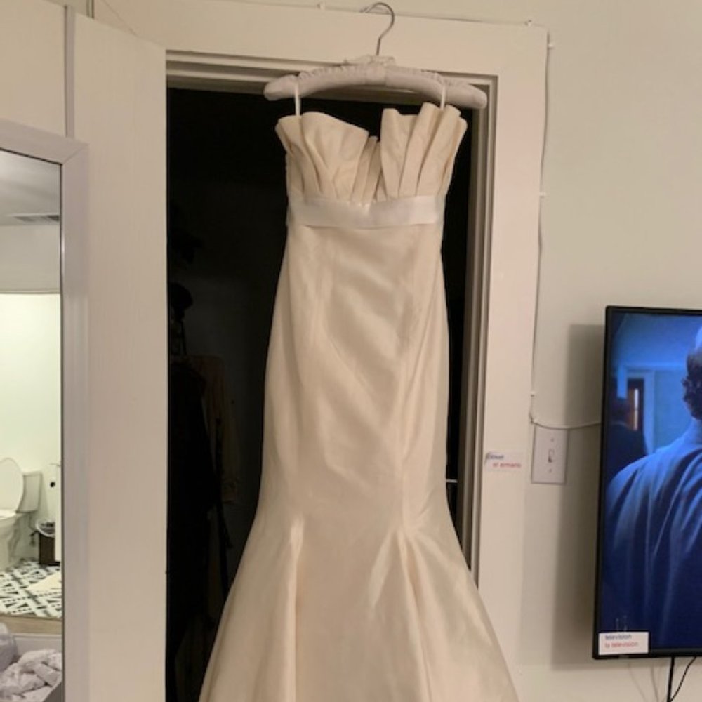 Ramona Kaveza Strapless Trumpet Wedding Dress